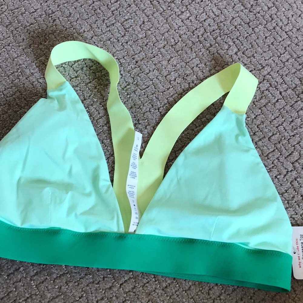 NWT Lululemon bikini top